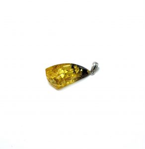 Rankų darbo skaidraus gintaro pakabukas Sidabras 925,Transparent amber handmade pendant Sterling silver
