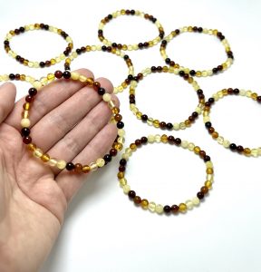 Įvairiaspalvė gintaro rutuliukų apyrankė 5 mm, multicolored amber round beads stretch bracelet