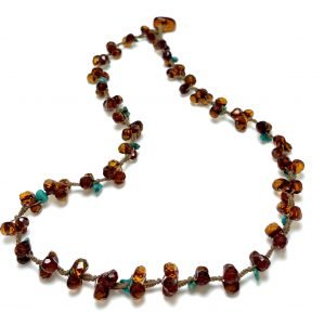 Deimantinio šlifavimo gintaro karoliai su turkiu, Faceted amber necklace with turquoise