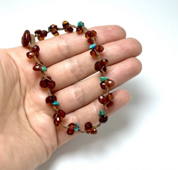 Deimantinio šlifavimo gintaro apyrankė su turkiu Faceted amber bracelet with turquoise