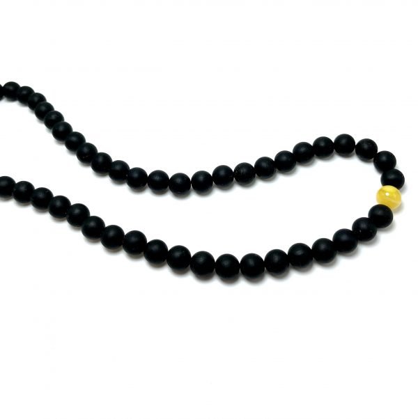 Vyriški Juodo ir Balto gintaro apvalių rutuliukų karoliai, Men's Black & White amber round beads