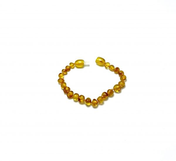 Vaikiška gintaro apyrankė – medaus spalvos baroko formos šaratėliai, Baby amber bracelet - honey baroque beads