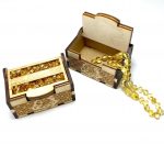 Rankų darbo dėžutė, dekoruota gintariukais (maža),Handmade box decorated with amber (small)