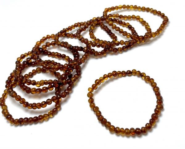 Konjako spalvos baroko formos gintaro apyrankė,Coganc amber baroque beads stretch bracelet