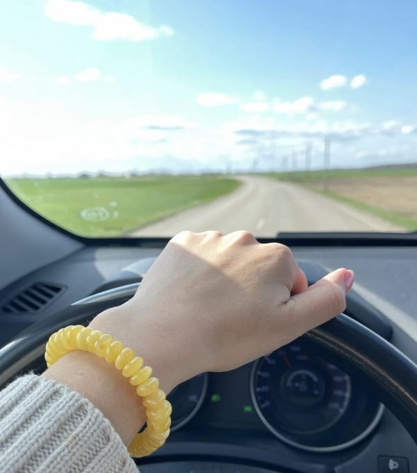 Geltono gintaro tablečių formos apyrankė,Yellow amber tablets stretch bracelet