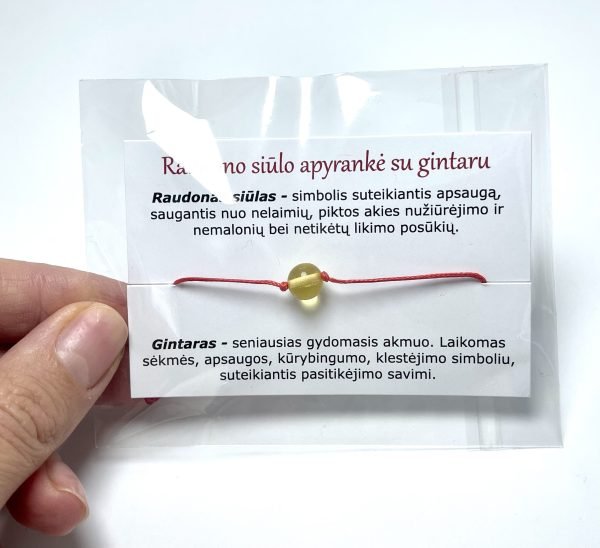 Raudono siūlo apyrankė su skaidriu gintaru,Red string bracelet with clear amber