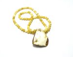Geltono gintaro rutuliukų vėrinys su baltu pakabuku, yellow amber beads necklace with white pendant