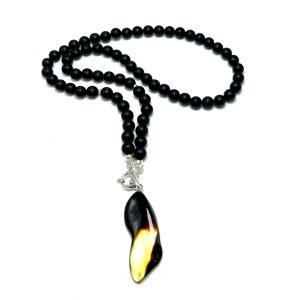 Juodo gintaro rutuliukų vėrinys su pakabuku,Black amber round beads necklace with pendant