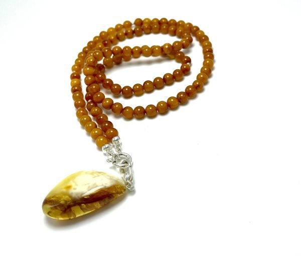 Antikvarinis geltono gintaro rutuliukų vėrinys,antique yallow amber round beads necklace with pendant