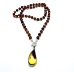 Rudo gintaro rutuliukų vėrinys su pakabuku,brown amber round beads necklace with pendant
