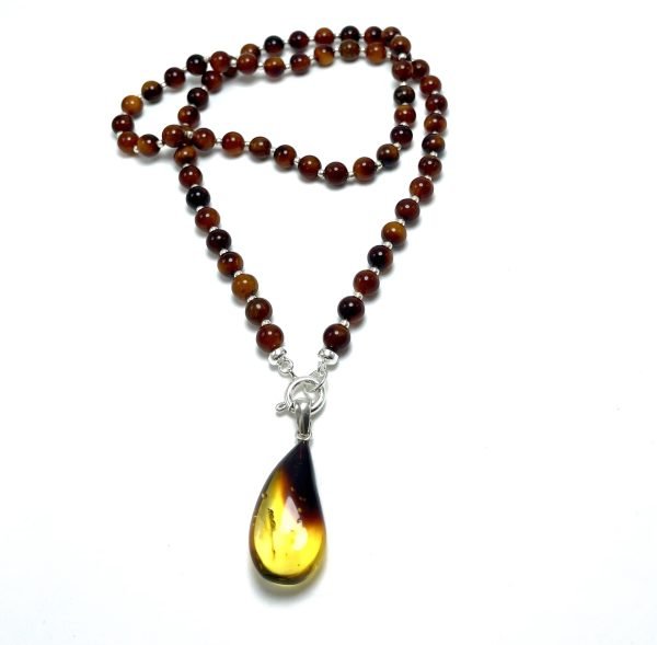 Rudo gintaro rutuliukų vėrinys su pakabuku,brown amber round beads necklace with pendant