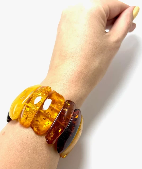 Marga gintarinė stačiakampio formos apyrankė,multicolored amber rectangle beads stretch bracelet