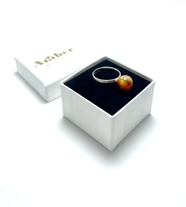 Raudono gintaro apvalus reguliuojamas žiedas Sidabras 925,Red amber round bead adjustable ring Sterling silver