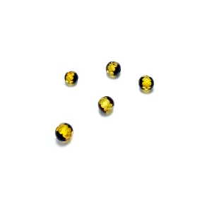 Briaunotas Baltijos gintaro rutuliukas dviejų atspalvių,Faceted Baltic amber bead in two shades