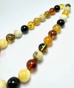 Margi apvalaus gintaro rutuliukų karoliai 13-23 mm, Multi-color Baltic amber round beads necklace 13-23 mm