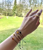 Juodos odos apyrankė su gintaru, Black cord bracelet with amber
