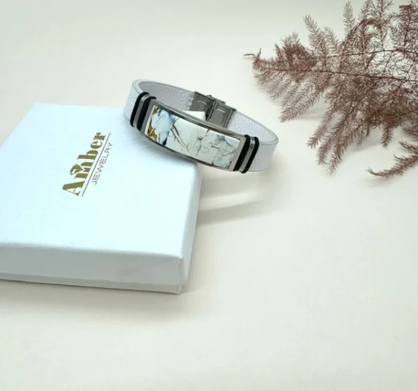 Balto gintaro ir baltos odos apyrankė 14 mm, White amber and white leather bracelet 14 mm