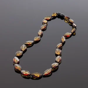 Elegantiški deimantinio šlifavimo karoliai , Elegant faceted amber necklace