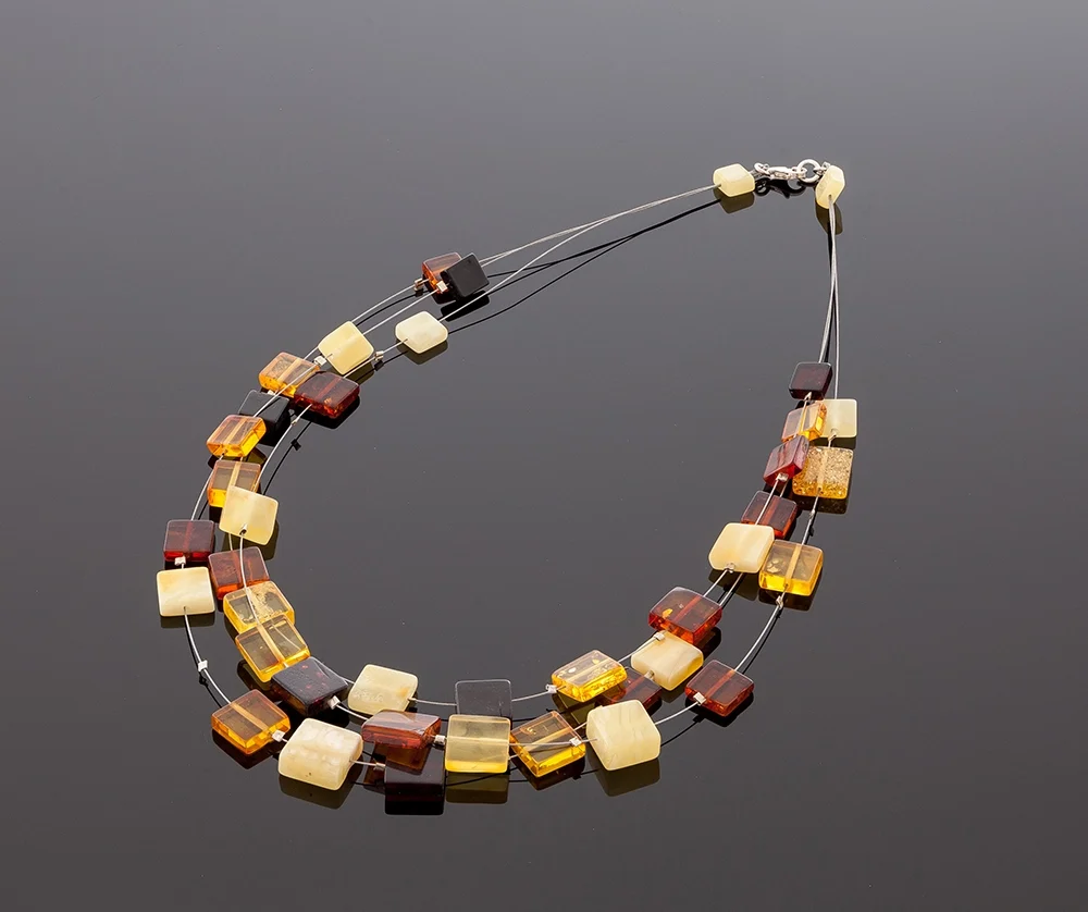 Unikalus gintaro kvadračiukų vėrinys, Unique square amber necklace