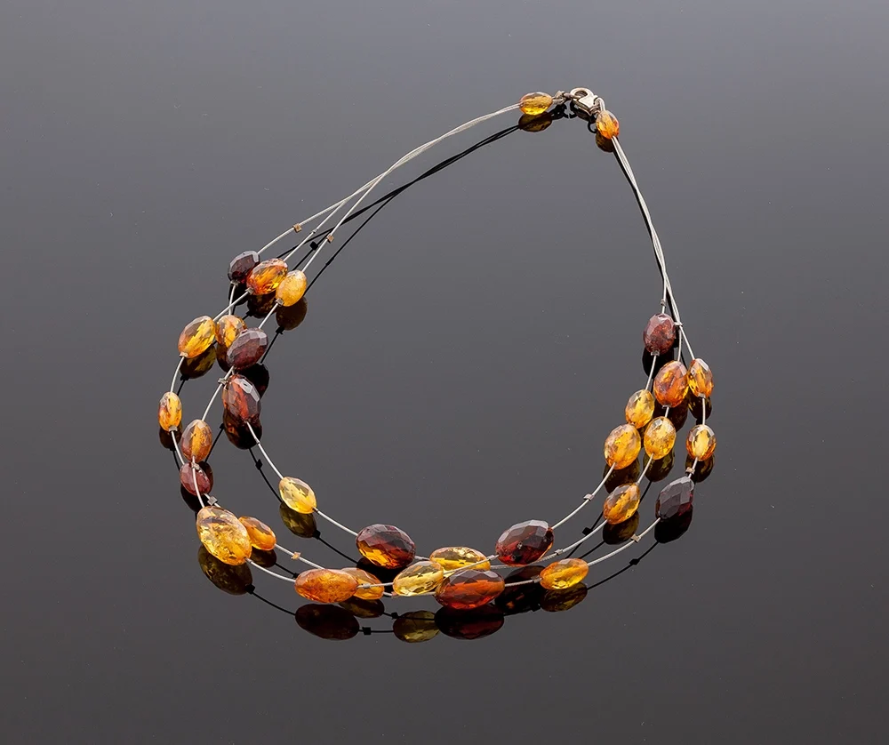Vėrinys - Gintaro spindesys, Necklace - Amber shine
