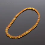 Elegantiškas gintaro kvadračiukų vėrinys, Elegant square amber necklace