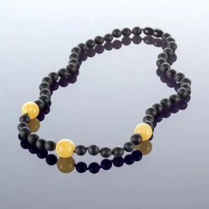 Juodi gintaro rutuliukų karoliai, 8mm, Round black amber necklace, 8mm