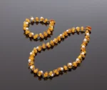 Šviesūs deimantinio šlifavimo karoliai su perlais, Faceted light amber necklace with pearls