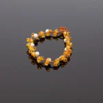 Šviesi deimantinio šlifavimo apyrankė su perlais, Faceted light amber bracelet with pearls