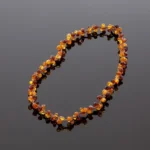 Žavingi deimantinio šlifavimo karoliai, Marvellous faceted amber necklace