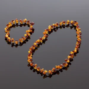 Žavingi deimantinio šlifavimo karoliai, Marvellous faceted amber necklace