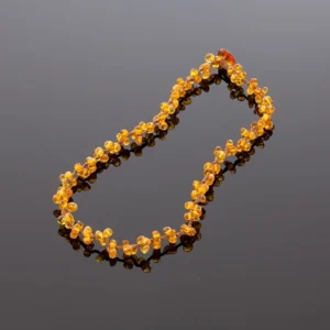 Stilingi deimantinio šlifavimo karoliai, Stylish faceted amber necklace