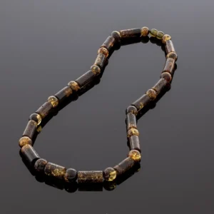 Juodi/žali gintaro karoliai, Blackish green amber necklace