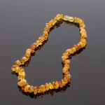 Išskirtiniai gelsvi gintaro karoliai, Exclusive honey amber necklace