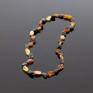 Gintaro karoliai - margos plokščios slyvutės, Adult amber necklace - flat multicolored olives